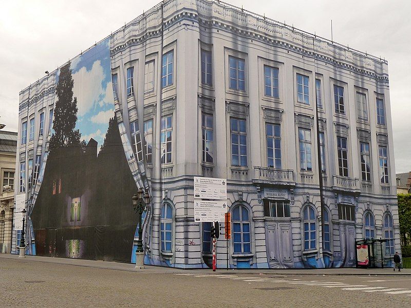 File:BRX-musée-magritte.3.JPG