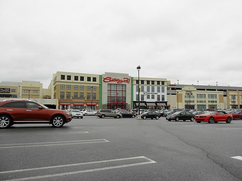 File:Bergen Town Center.JPG