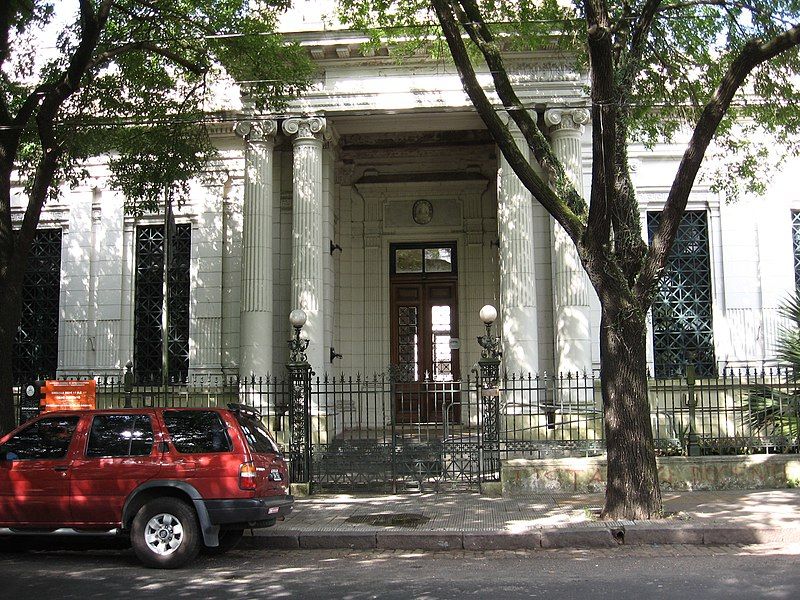 File:Biblioteca Devoto.JPG