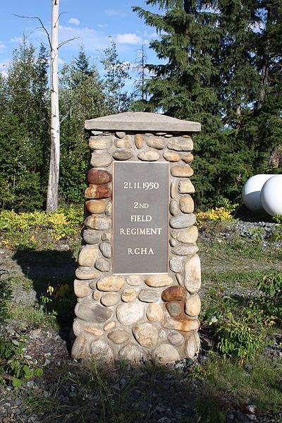 File:Canoe River cairn.jpg