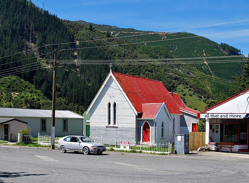 File:Canvastown Church.JPG