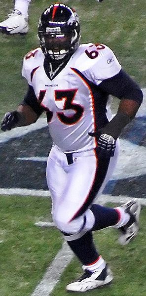 File:Dewayne Robertson-vsPats-Oct20-2008.jpg