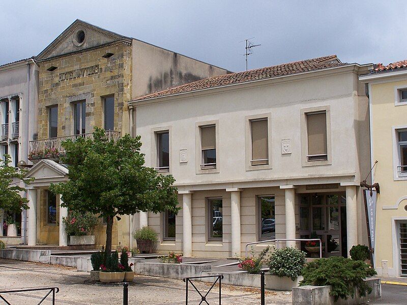 File:Geaune Mairie.jpg