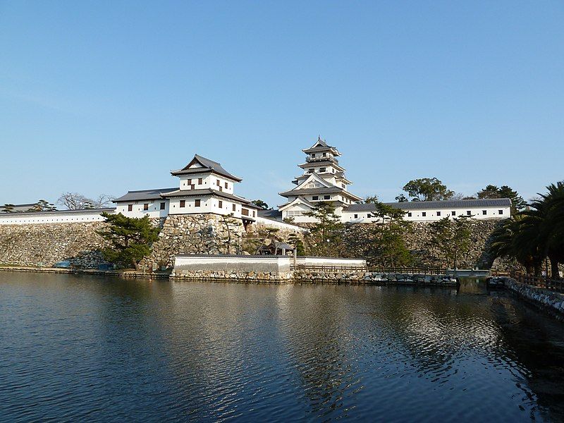 File:Imabari castle.JPG