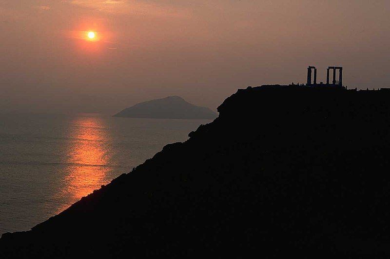 File:Kap Sounion.jpg