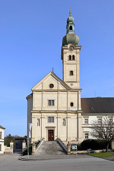 File:Lockenhaus - Kirche.JPG