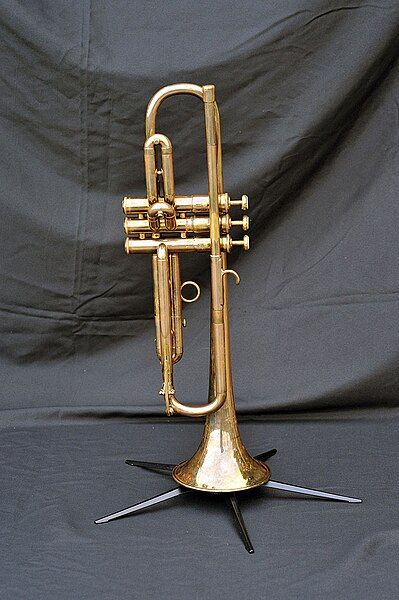 File:Martin Committee Trumpet.jpg