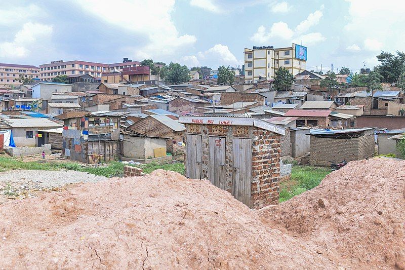 File:Namboole Slum.jpg