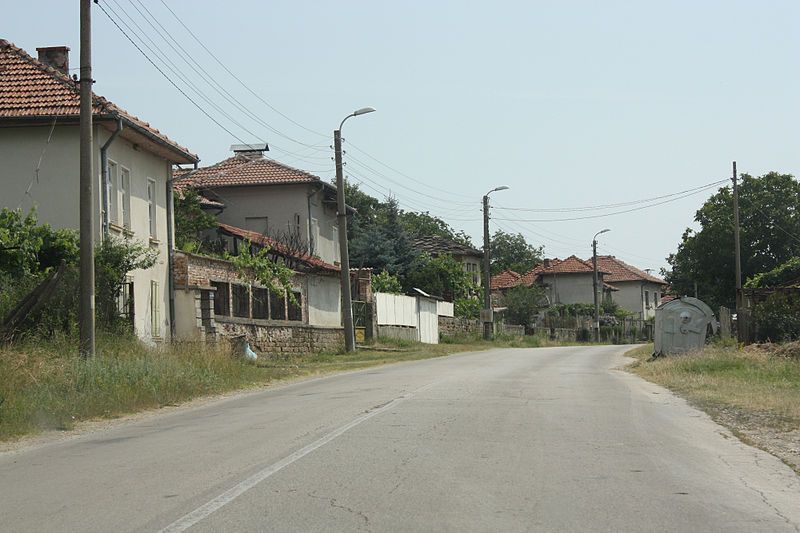 File:Sofia-Varna-Road-in-Sokolovo.jpg