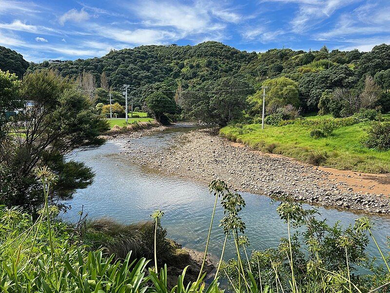 File:Te Mata River.jpg