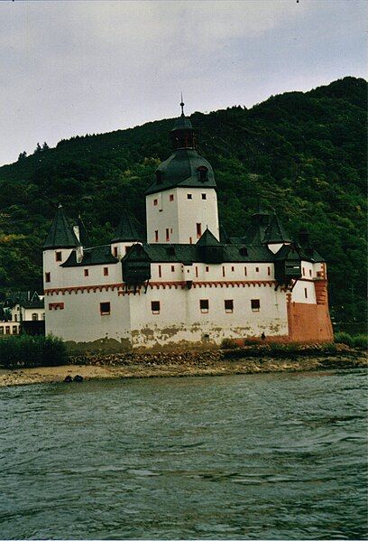 File:Burg Pfalzgrafenstein.jpg