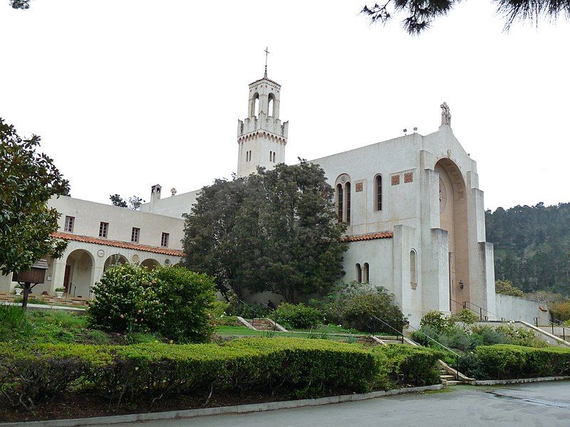 File:Carmelite Monastery (3305321917).jpg