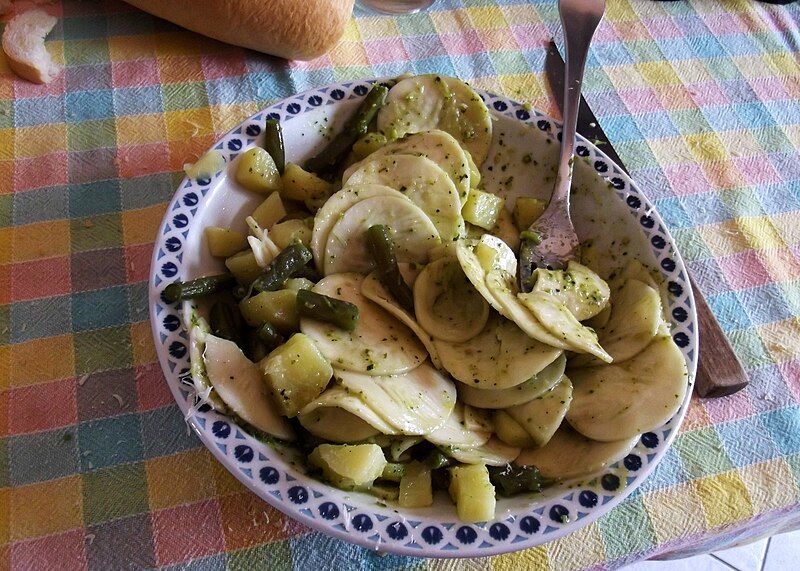 File:Croxetti al pesto.jpg