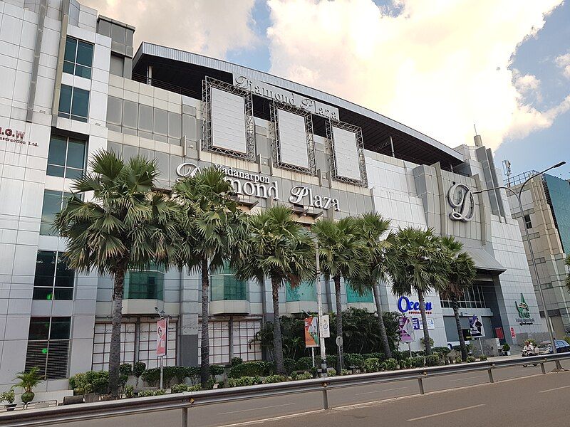 File:Diamond Plaza Mandalay.jpg