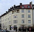 Rounded art nouveau corner building from the beginning of the 20th century at Leonrodplatz (Dom-Pedro-Straße 2)