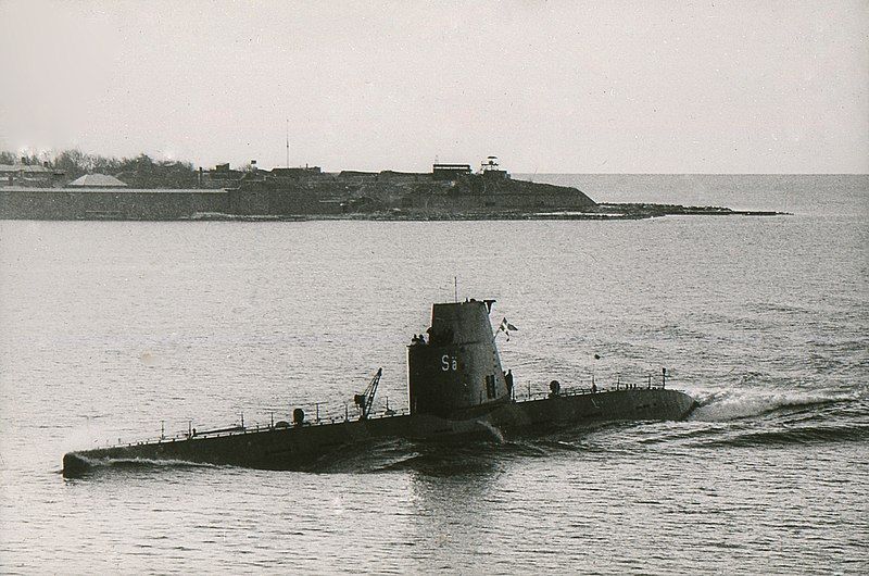 File:HMS Sälen B66-1.jpg