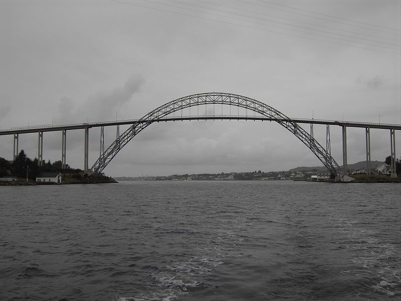 File:Haugesund-Brücke-2.jpg