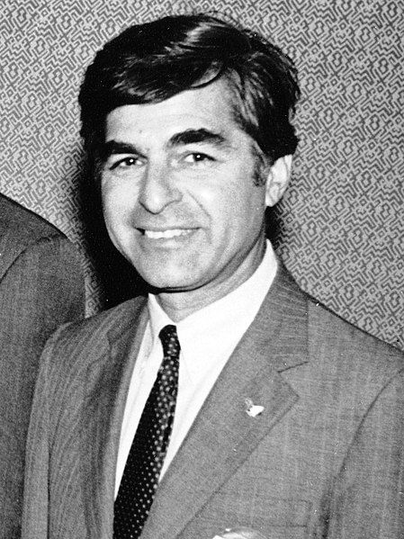 File:Michael Dukakis (1).jpg