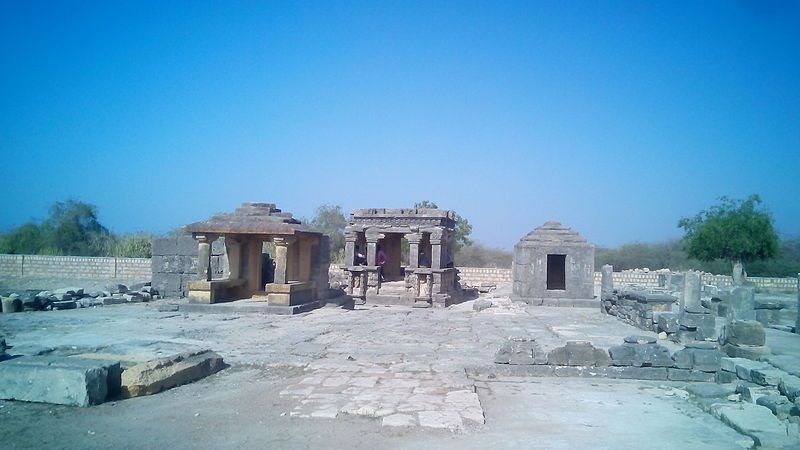 File:PINDARA TEMPLE COMPLEX.jpg