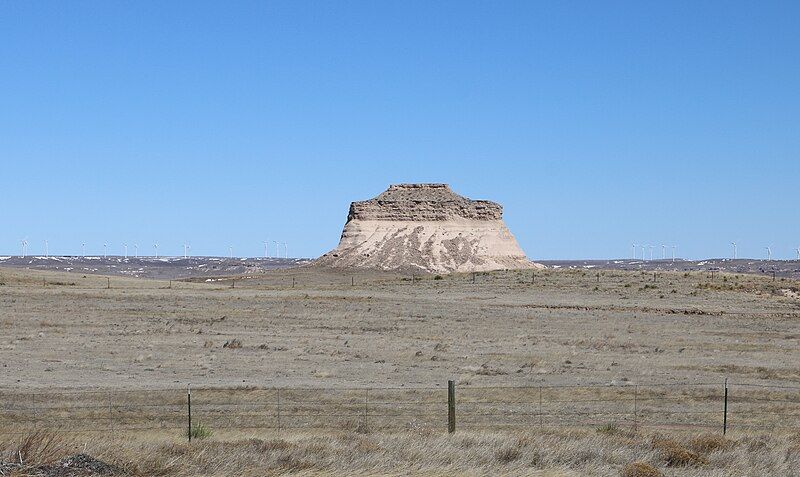 File:Pawnee Buttes 2016-2.JPG