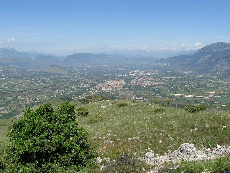 File:Vallepeligna.JPG