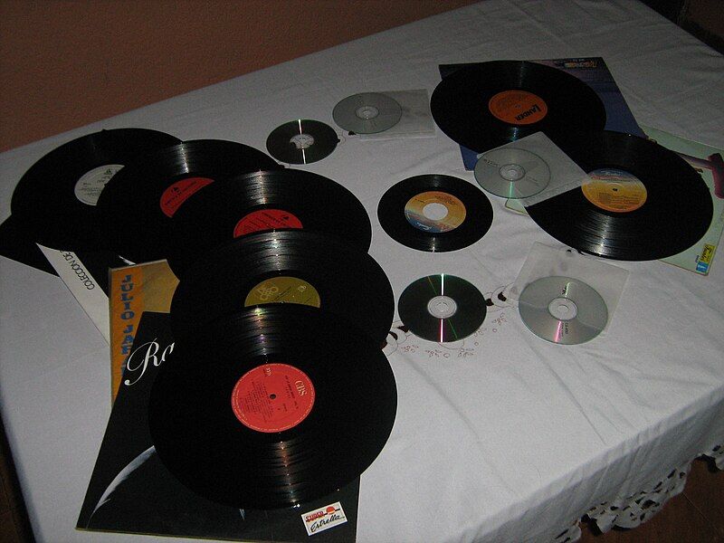 File:Vinyl Albums.JPG