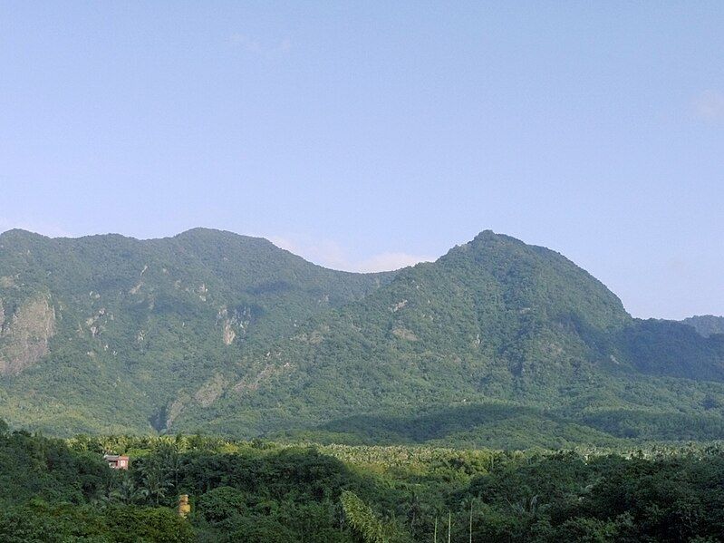 File:都蘭山.jpg