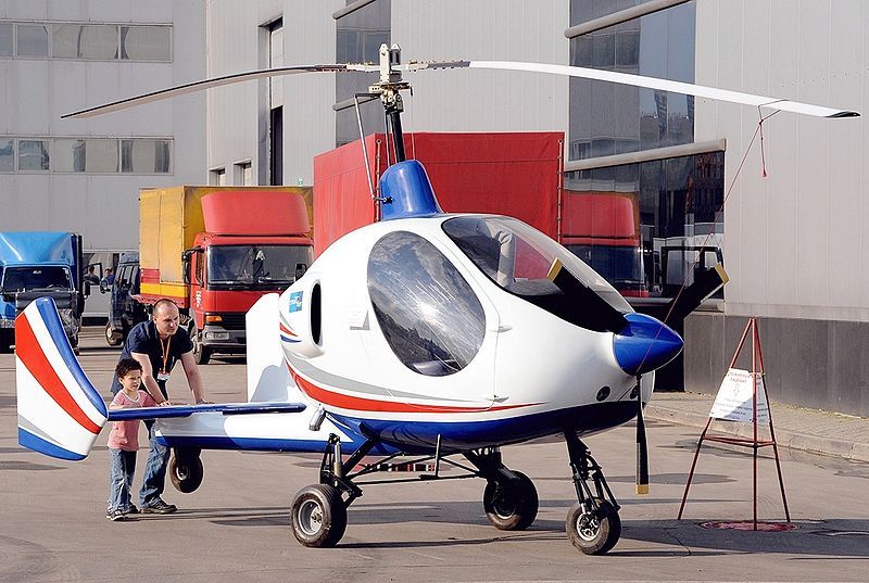 File:Autogyro. (4638354963).jpg