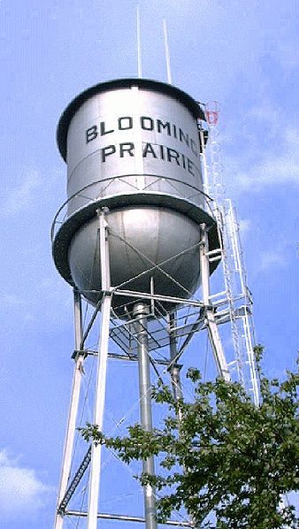 File:BloomingPrairieMNtower.JPG