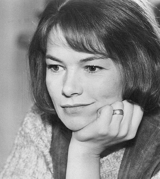 File:Glenda Jackson (cropped).JPG