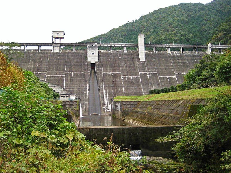 File:Kiryugawa Dam.jpg