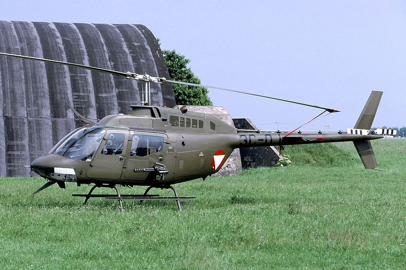 File:OH-58B Austria (25026599986).jpg