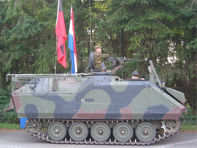 File:Pantserrupsvoertuig YPR-765.jpg