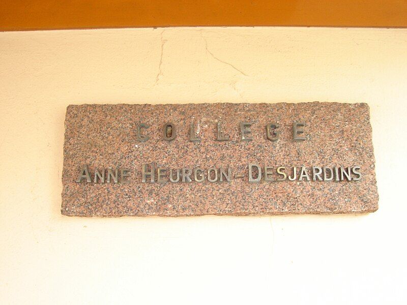 File:Plaque collège.JPG