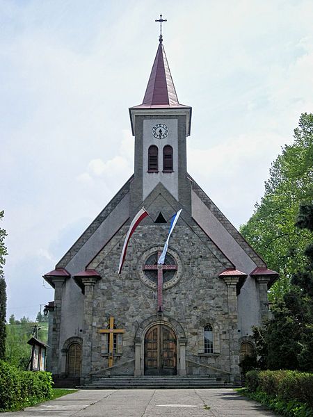 File:Targanice church.jpg