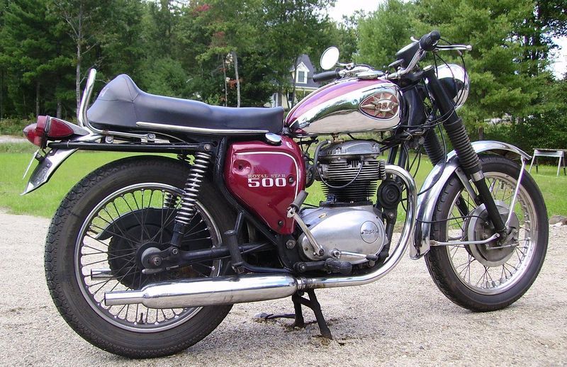 File:1969 BSA A50.jpg