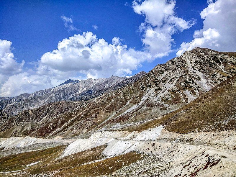 File:Badogai Pass.jpg