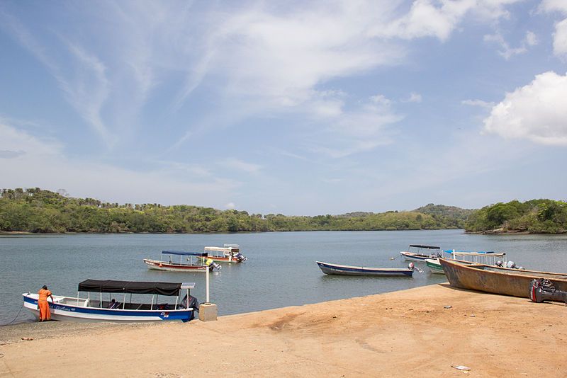 File:Boca Chica Chiriquípma.jpg