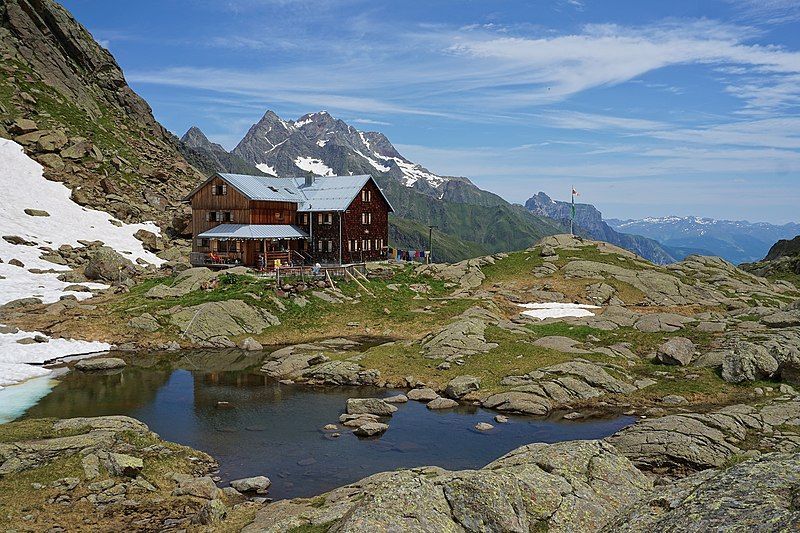 File:Bremer Hütte (DSC00818).jpg