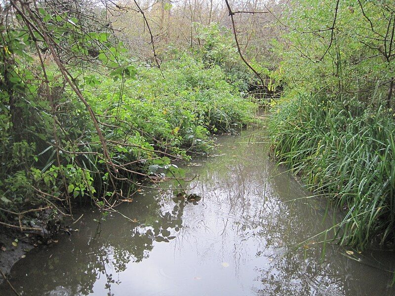 File:Deans Brook.JPG