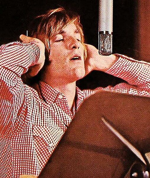 File:Dennis Wilson 1966.jpg