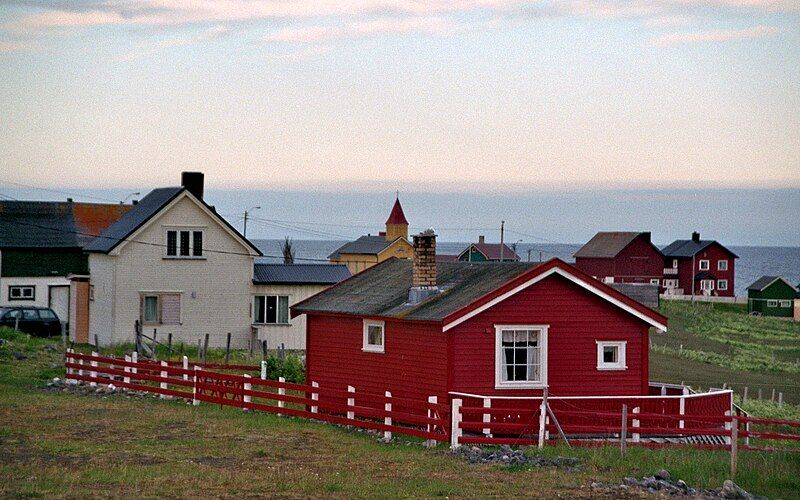 File:E75-Varanger-Vardø-2012-07-07-16-30-04.jpg