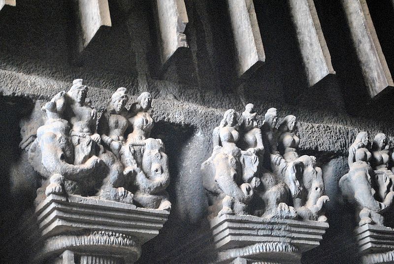 File:Fine carvings 2.jpg