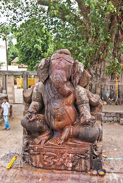 File:Matangesvara Temple 05.jpg