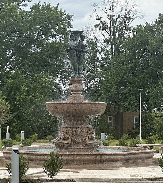 File:McMillan Fountain 2024.jpg