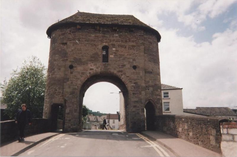 File:MonnowBridge.JPG