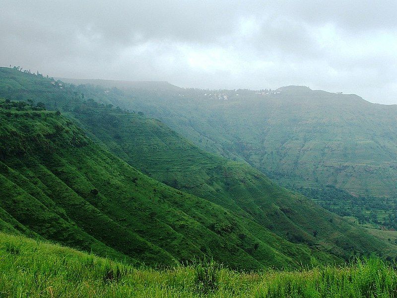 File:Panchghani Hill.jpg