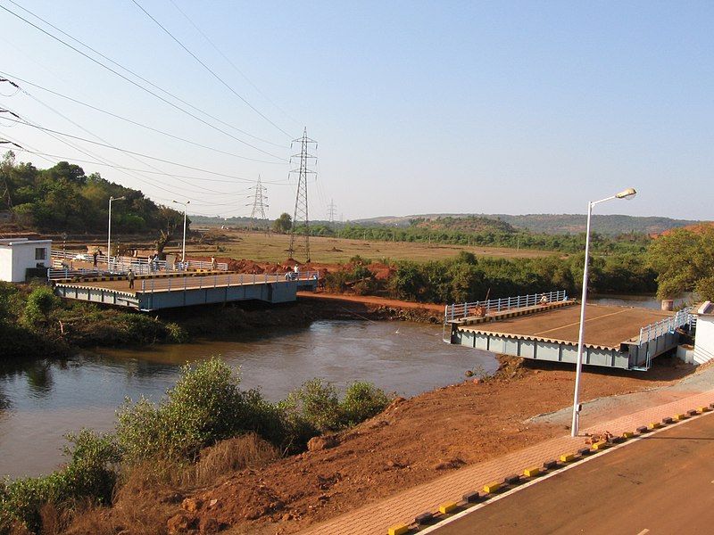 File:Poira Bridge.JPG