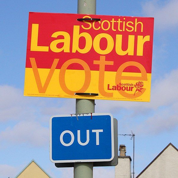 File:ScottishLabourOut-Stornoway-Scotland-20100407.jpg