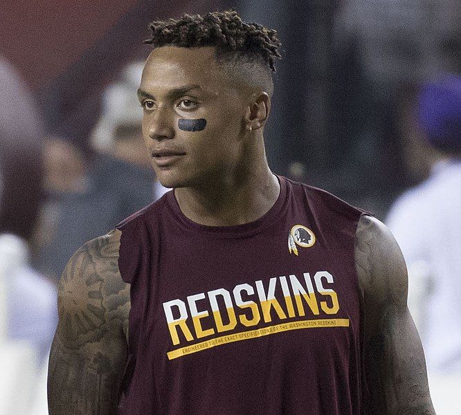 File:Su'a Cravens 2016.jpg